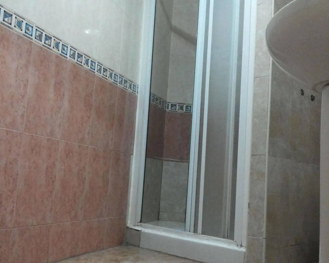 Pink House Guest House Malaga