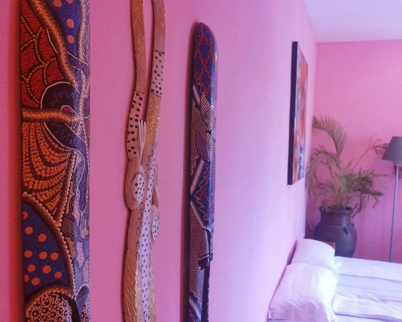 Pink House Guest House Malaga