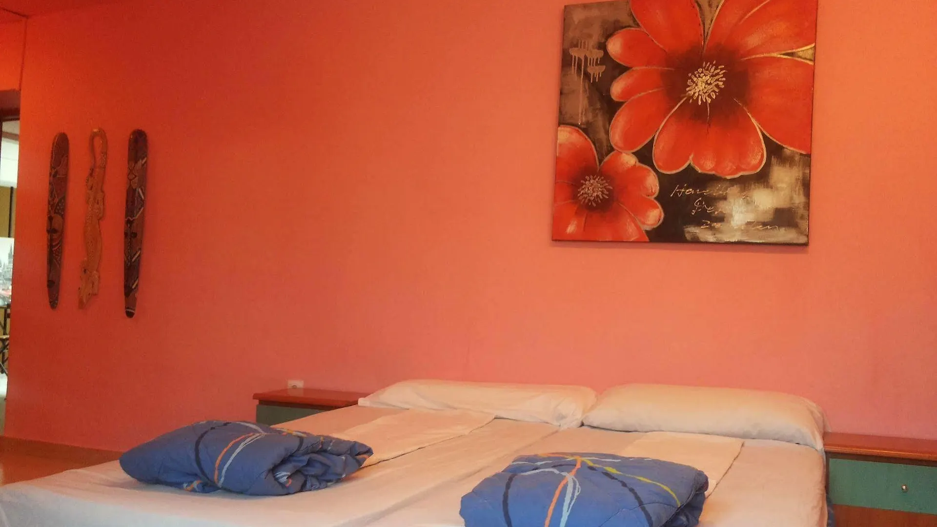 Pink House Guest House Malaga
