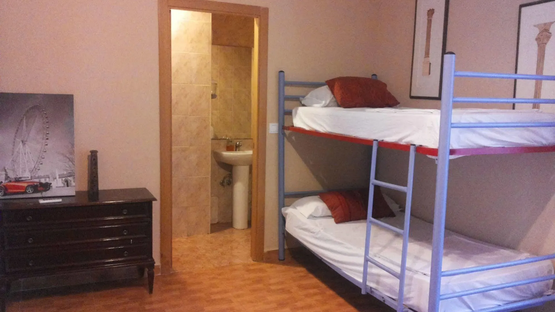 Pink House Guest House Malaga Spain